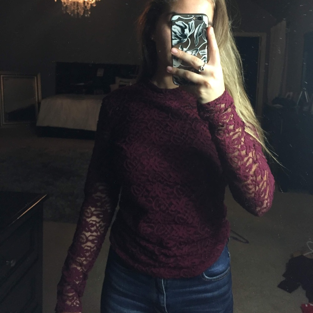 Hollister Long Sleeve T-Shirt, Maroon, Size M